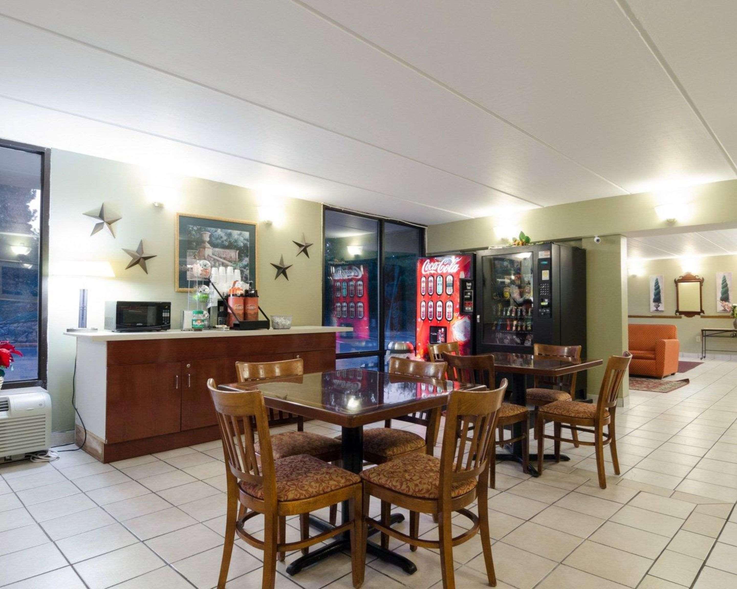 Rodeway Inn Norcross Zewnętrze zdjęcie